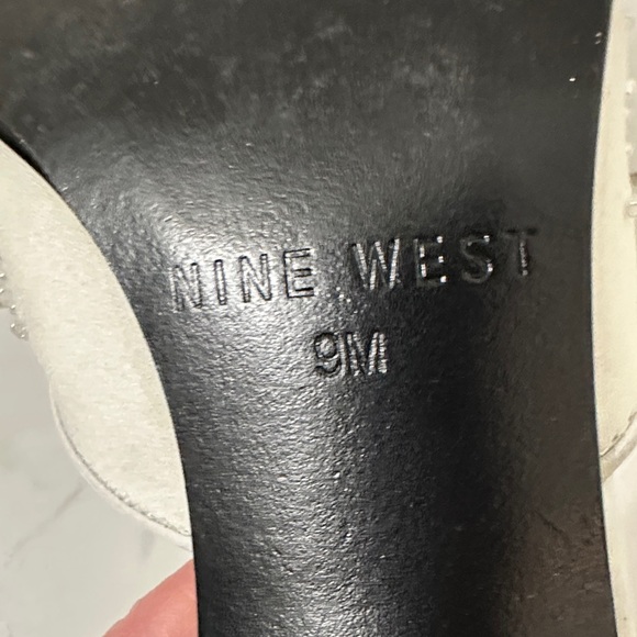 Nine West White Embellished Mules - Picture 3 of 9